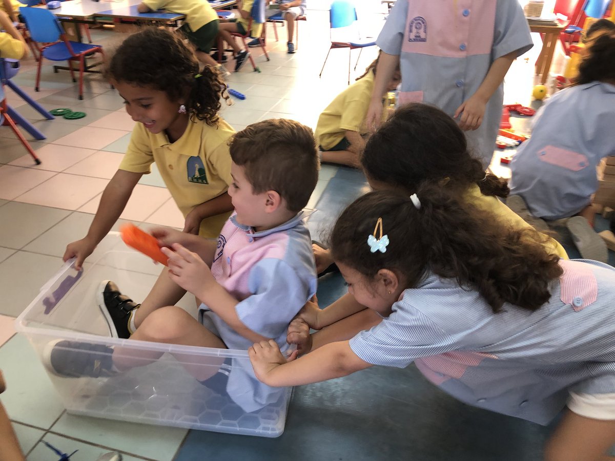 It is amazing to observe your learners &amp; listen to them using their imaginative and creative play so u know them more and discover how do they think! #KG3C #Creativity #communication #social_interaction #Excitement <a href="/tbaassiri/">Tharwat Baassiri</a> <a href="/Hhhsinfo/">Houssam Hariri HS</a> @reem_lutfi <a href="/TawilNoor/">Noor Taweel</a> <a href="/sashgh/">Sasha Ghosn</a>