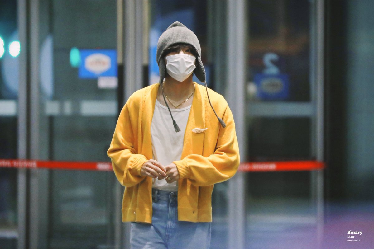 BinaryStar1995's tweet photo. 220927 별이 빛나는 밤에  [HD]
🍋
#V #뷔 #태형 #TAEHYUNG #BTSV
@BTS_twt
#BTS #방탄소년단 https://t.co/DM2rEBPJF7