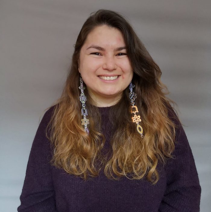 Carleton_U's tweet image. On #OrangeShirtDay and beyond, #CarletonU is committed to truth, conciliation and allyship.

Learn more about some of our inspiring students and how they are connecting to their history and culture. 

newsroom.carleton.ca/story/orange-s…