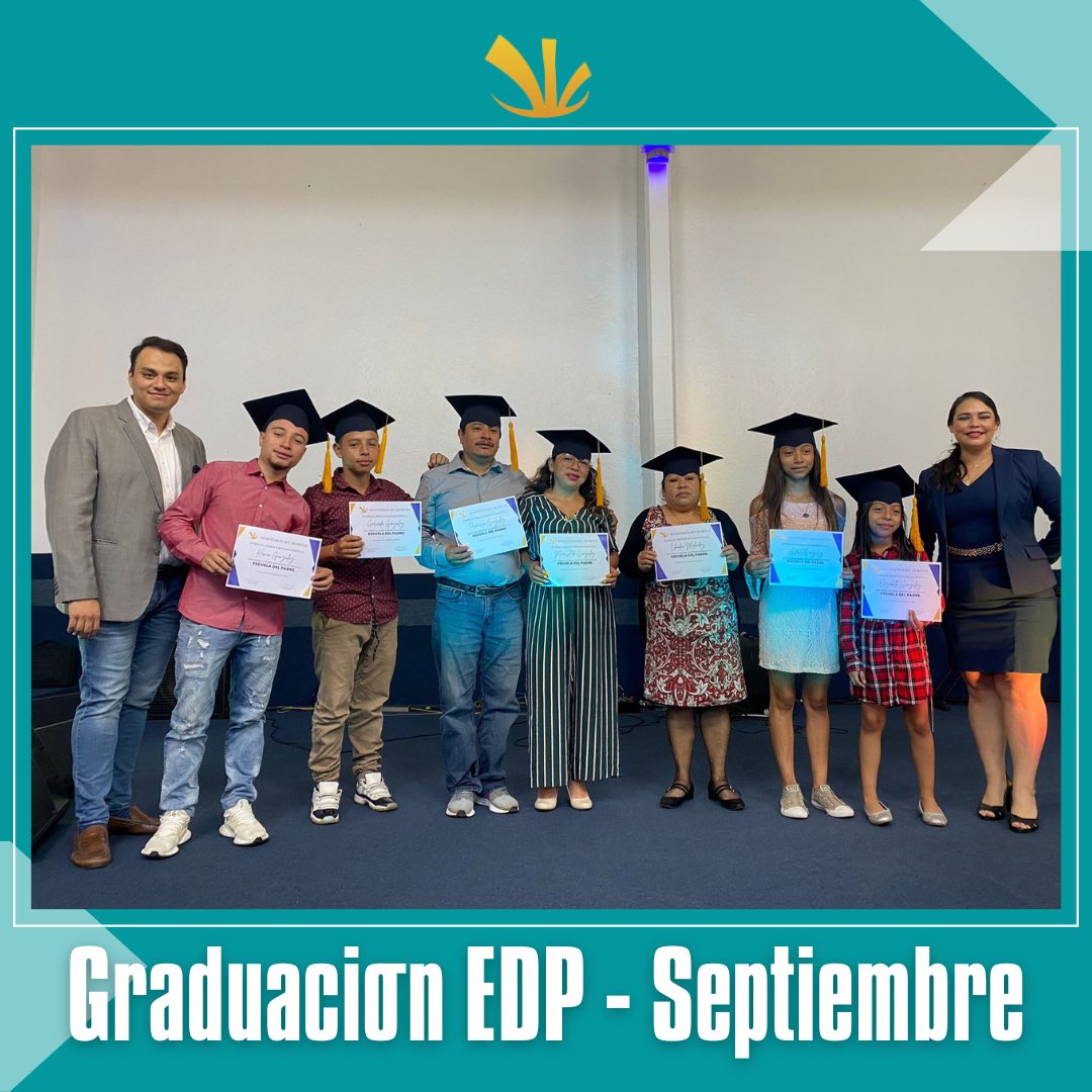 igreydereyes's tweet photo. Le damos toda la gloria al Padre y felicitamos a los recién graduados este domingo de la Escuela del Padre. 🏡

Vamos a conquistar Guatemala y las naciones para El Padre. 🗺️🎉

¡Seguimos corriendo en la Visión RDR! 👑

¡El Padre Reina y Suya Es La Gloria! https://t.co/rDgvI9nd6B