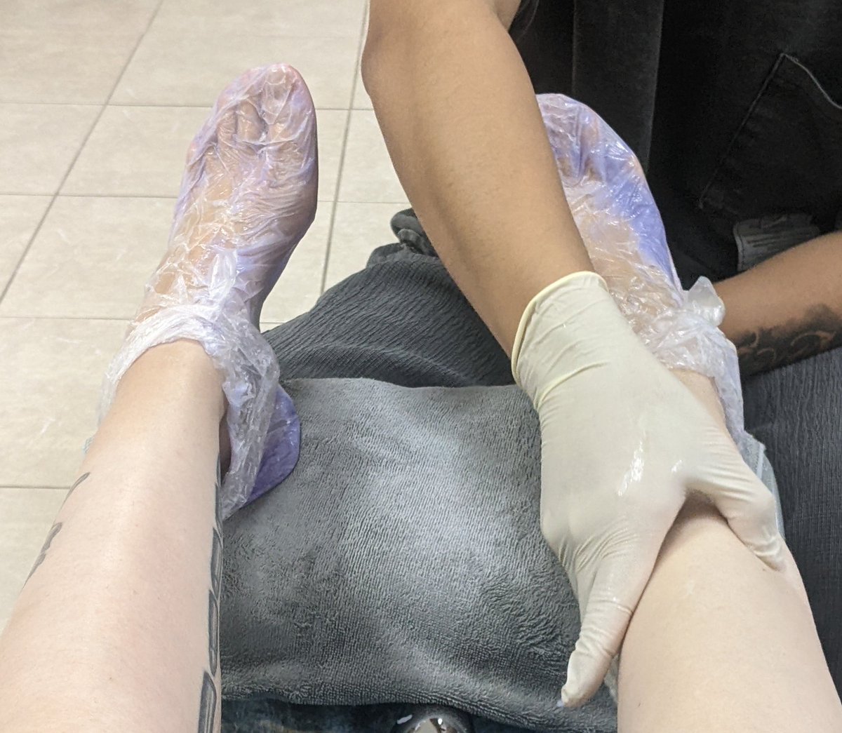 jquinnsews's tweet photo. @Feetfinder Happy #toesday ! https://t.co/kGpjqIqZ6w