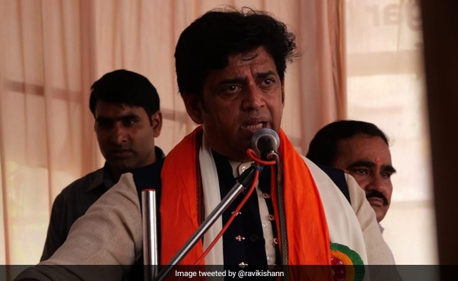 ndtvfeed's tweet photo. BJP MP Ravi Kishan Cheated Of Rs 3 Crore, Police Case Filed https://t.co/NHqi3q5Bkj https://t.co/XxU09dUDRf