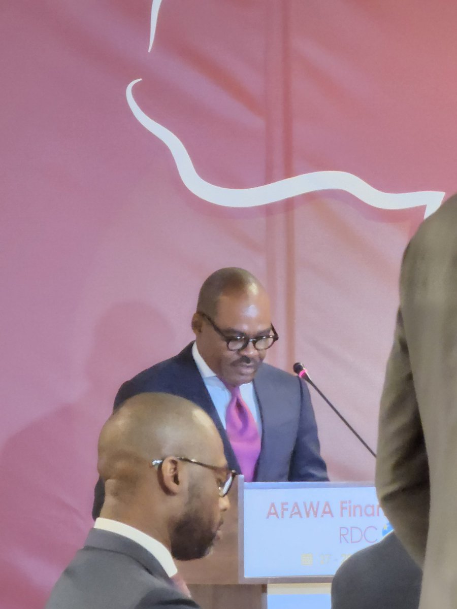 zainahaki's tweet photo. #AFAWAfinanceseriesrdc, du 27 au 29 sept 2022 au Pulman  favoriser l'accès des femmes au financement en Afrique. Quand les femmes sont soutenues, elles agissent. Les femmes étant l'épine dorsale de l'économie et des communautés, l'inclusion financière une nécessité https://t.co/GWFo9vDmEU