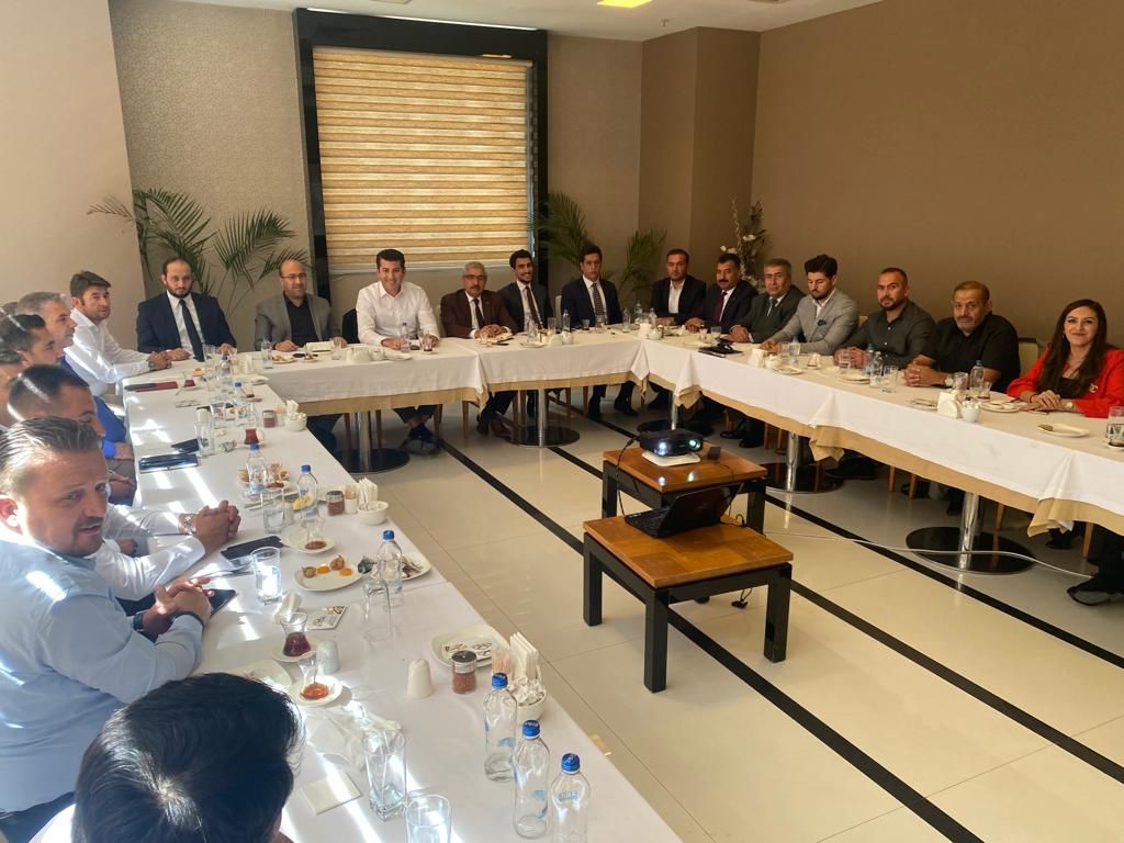 İl başkanımız Ali güven'in öncülüğünde ilçe başkanları toplantısı gerçekleştirdik
