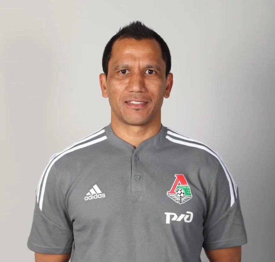 clickmediasport's tweet photo. Fadlu Davids has been confirmed as the new assistant coach at FC Lokomotiv Moscow.
#satotheworld🇿🇦 https://t.co/ys2lALTa6E