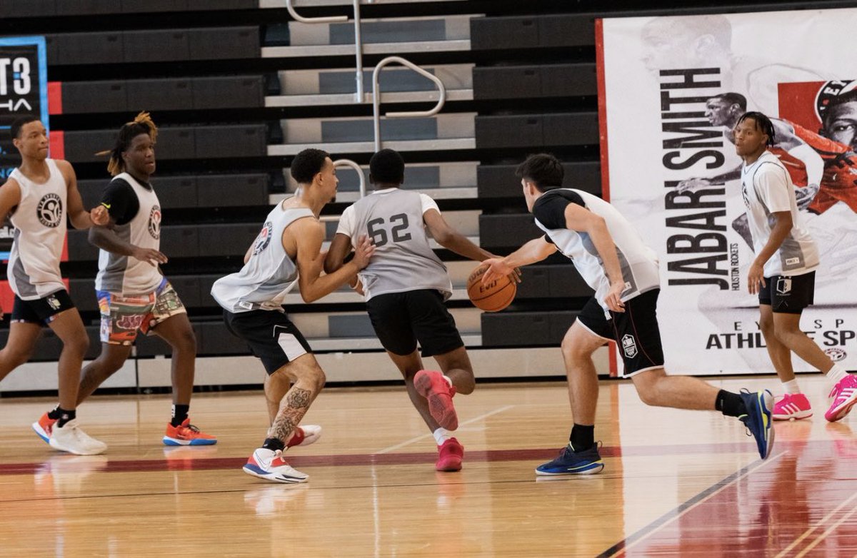 EyaHoops's tweet photo. To all players who were apart of the #EYAHoopsReportShowcase our media staff didn’t miss anything!
If you would like a Raw mix for college coaches or a Social media marketing mixtape click link below.
https://t.co/JkhCpqRTw3 https://t.co/zNl9haHM4x