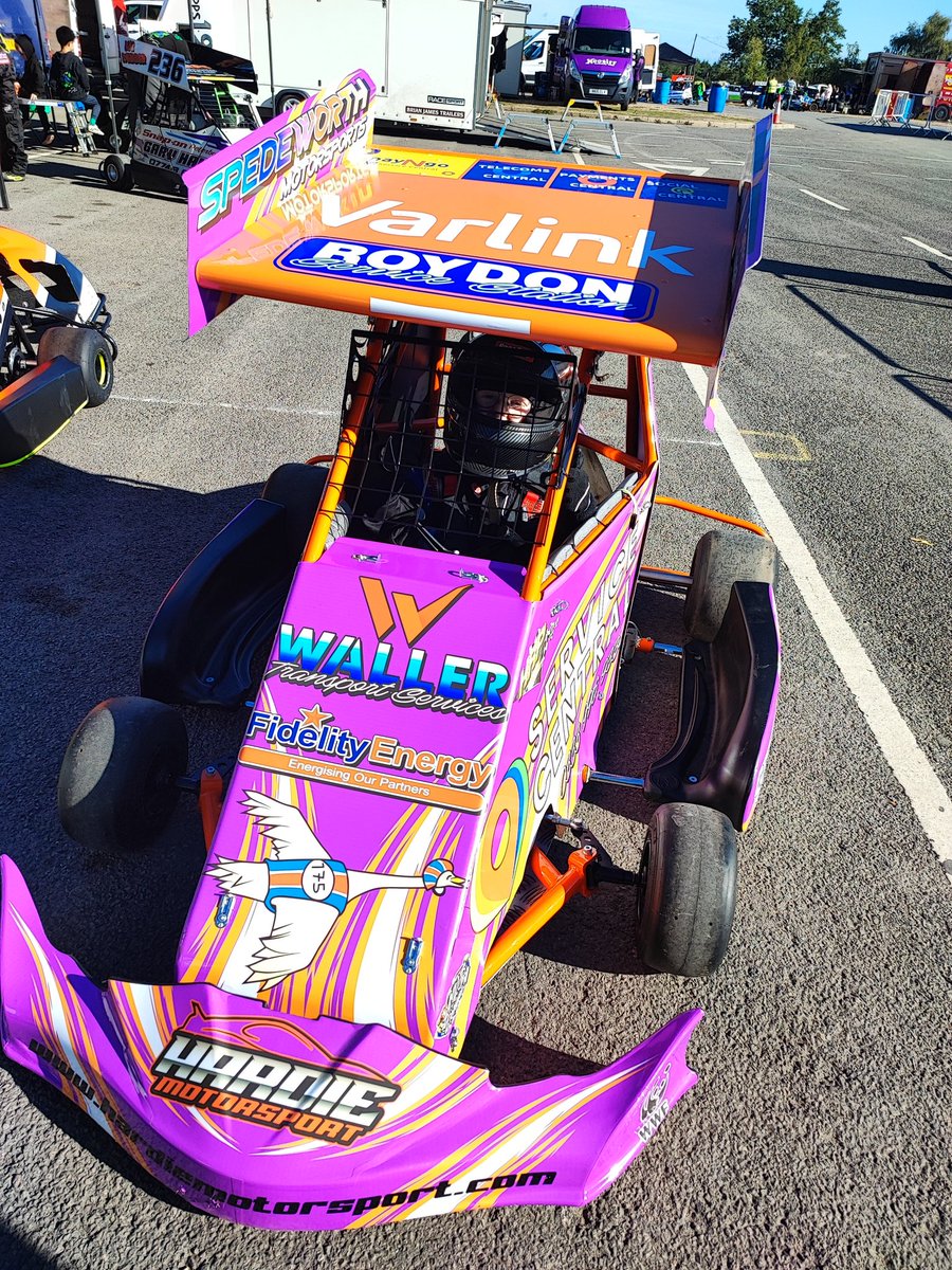 ___ToAD___'s tweet image. Great driving by George on Sunday taking his Brand New Kart to Aldershot for the first time for its first English Points meeting. 
Racing in the White top races and starting from the back he achieved 6th &amp;amp; 7th in the heats with a fabulous 4th in the final 👏👏👏

Well done George