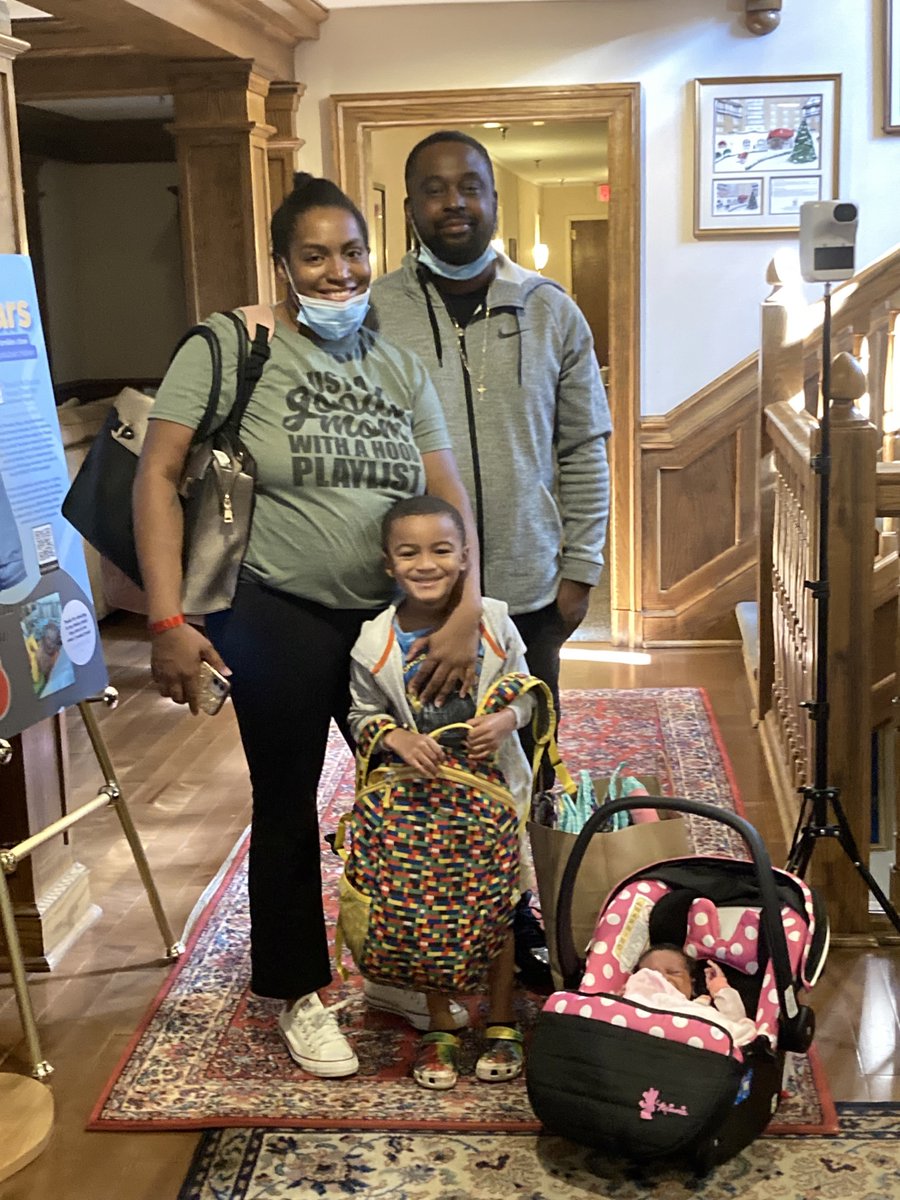 The Smith Family was here for 7 days. Jayde and Jayla are twins who were admitted. Jayla (not pictured) was discharged yesterday. Shown here is Makari and Jayde, who were the first two siblings we have hosted since the pandemic began. We wish you all the healthiest days to come!