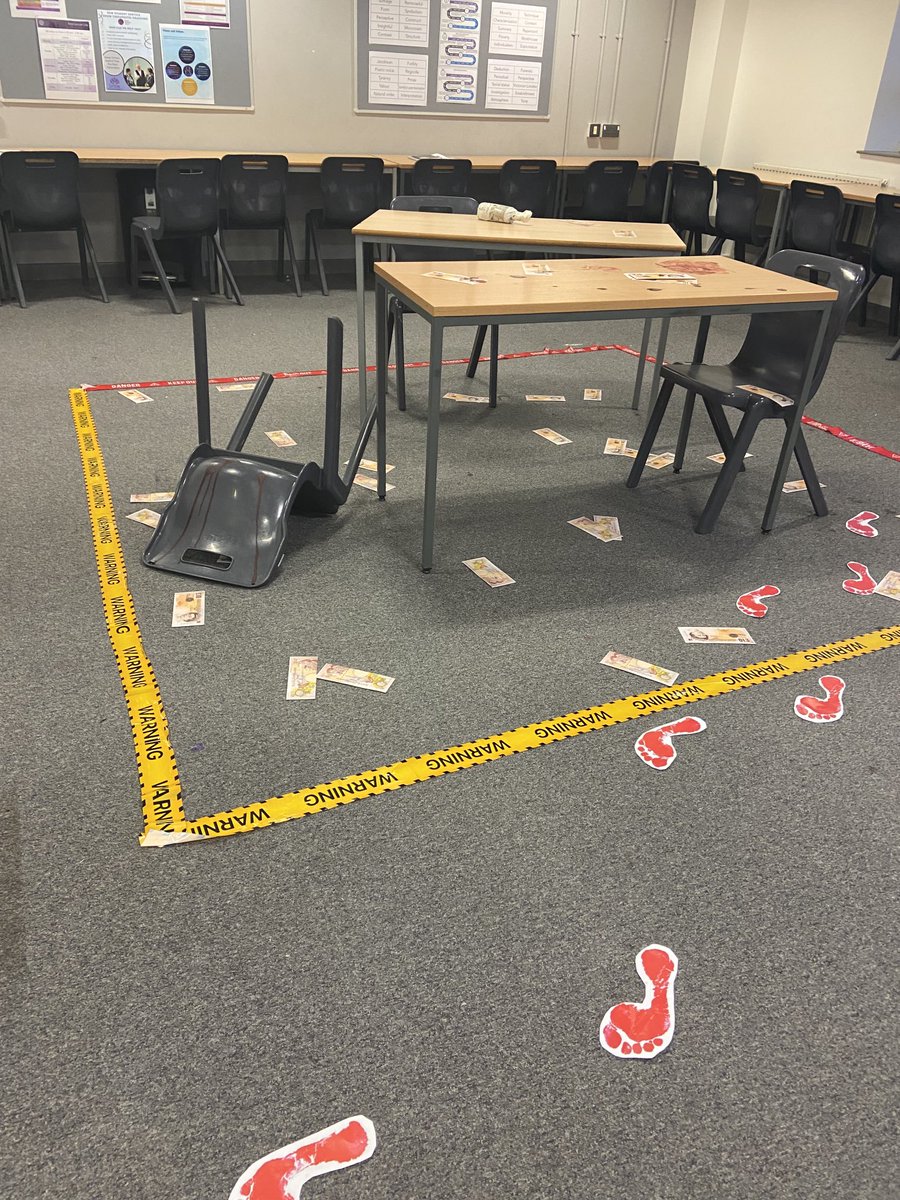 LamyaaKhammal's tweet photo. Open Evening ⁦@QESLuton⁩ https://t.co/QX52jJrz6g