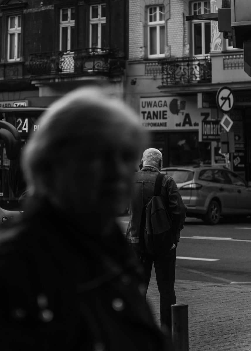 Patrisovic's tweet photo. today’s walk.

sony a6400
tamron 17-70mm f2.8
tiffen black pro-mist 1/2

#streetphotography #streetphoto #streetphotographer #katowice #poland #blackandwhitephotography #bnwphotography https://t.co/2XsqaWIq5R