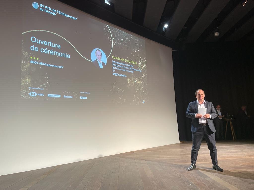 EYFrance's tweet photo. C'est parti ! @CGuillebon, associé EY, ouvre officiellement la cérémonie de remise du Prix EY de l'Entrepreneur de l'Année pour la région Sud-Est. 

#EOYFR https://t.co/1kqw5oGsiK