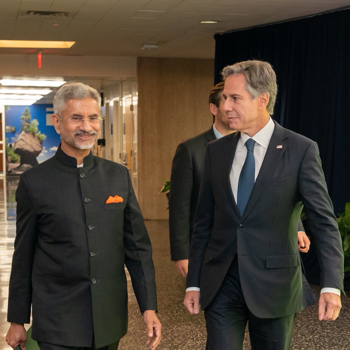 Important discussion today with Indian External Affairs Minister @DrSJaishankar about #USIndia's continued collaboration on global health challenges, climate change and clean energy, food security, and the implications of Russia’s war in Ukraine. #USIndiaAt75