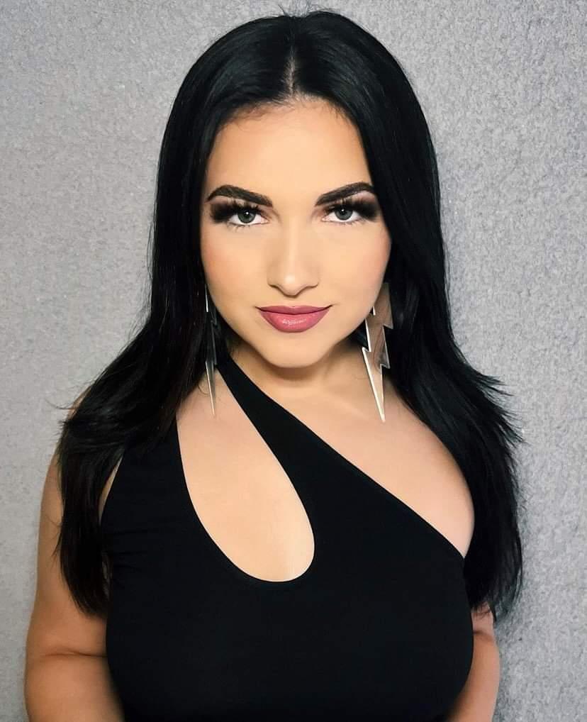 Sam_Colbyfan345's tweet photo. Happy Kat Tuesday . Kat your songs are awesome and amazin. I love watching your YouTube videos . I hope you have a awesome day today.
#tuesdayforkat https://t.co/sVggMht9Zw