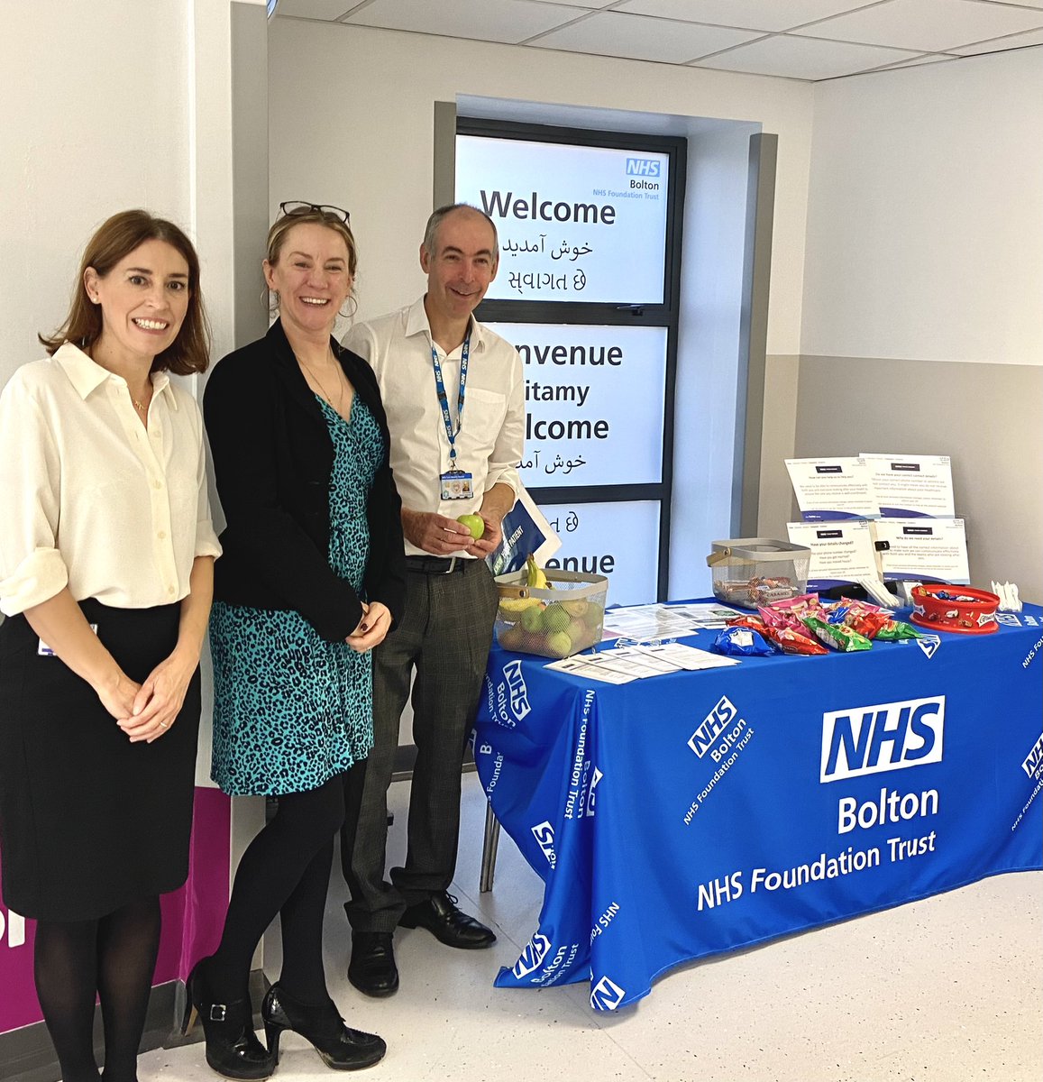 Thanks for stopping by our #KnowYourPatient learning week stand during your busy day, Francis Andrews & @walkerat42 . We will be back outside the restaurant tomorrow morning with @JulieRyanData talking about the importance of data quality in patient records #KYP2022 @boltonnhsft