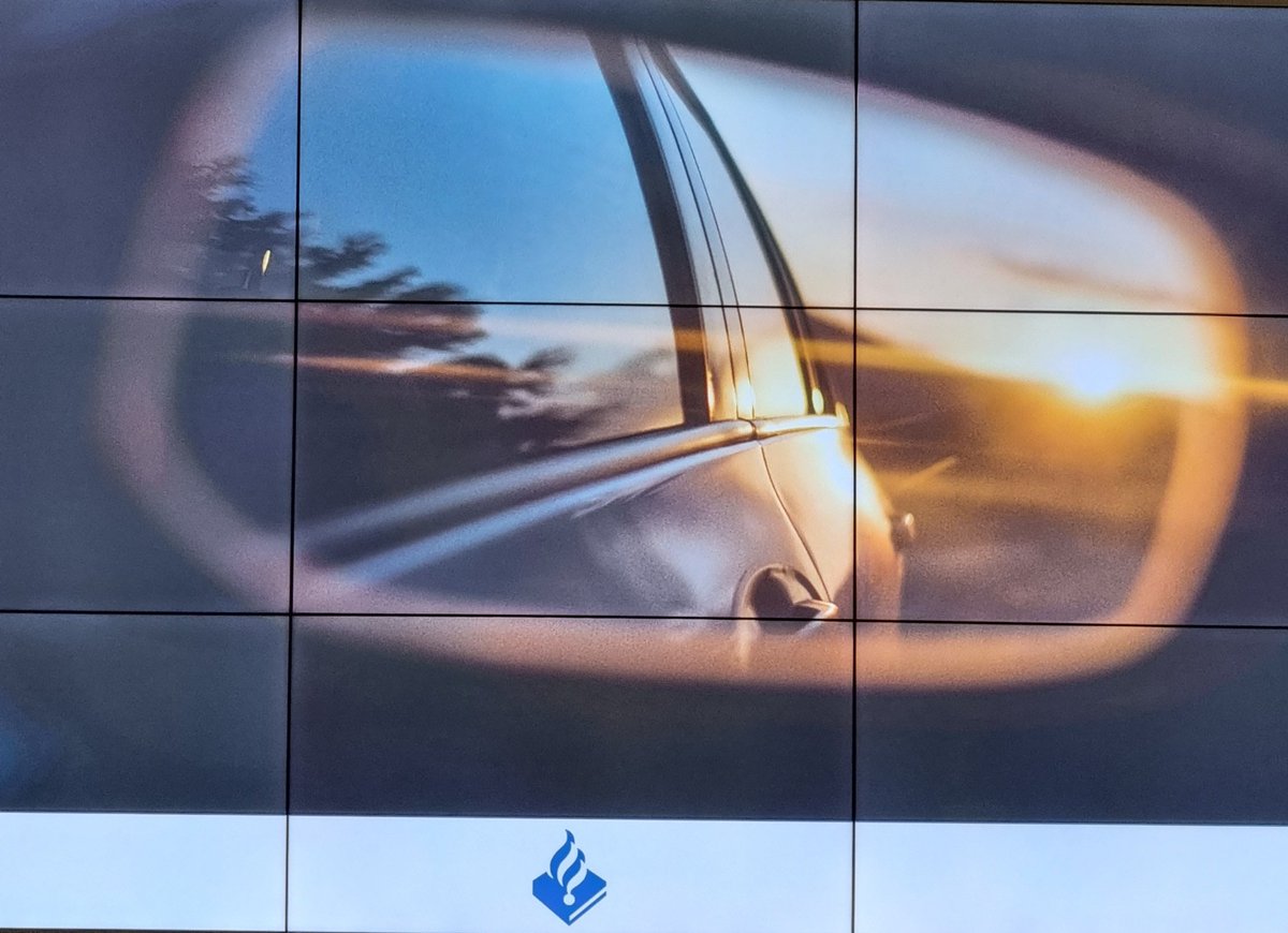 Wijkagent Myrna Sepers tweet media