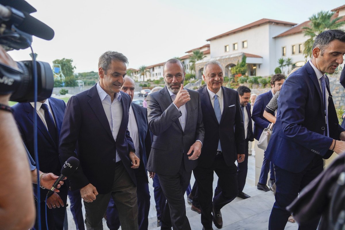 Manfred Weber tweet media