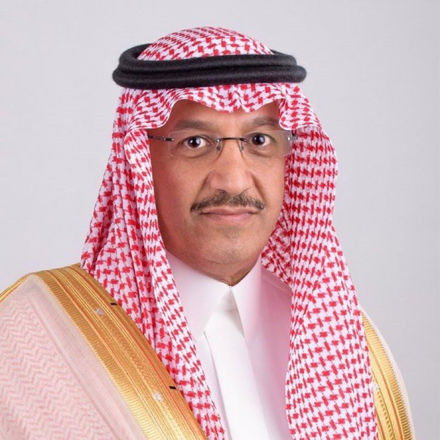 Ro__o95's tweet photo. #وزير_التعليم
يارب اجعله من الميسرين على خلقك 
لا المعسرين 
وجهه يوحي بالطيب والخير https://t.co/uhvQckj8Q0