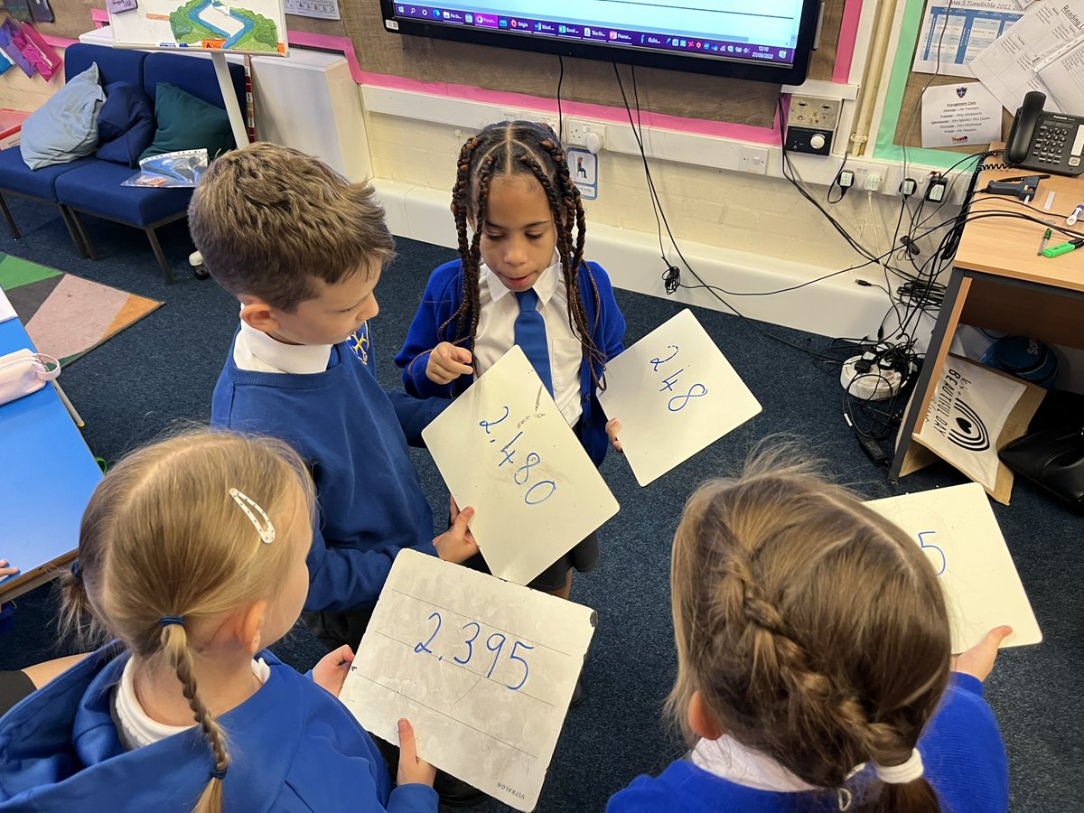 KCEclasses456's tweet photo. In maths, Class 5 have been ordering numbers up to 10,000. We worked together to get ourselves in ascending and descending order, using our place value knowledge. #KCEMaths #Year4maths #placevalue https://t.co/VoudXxKsr1