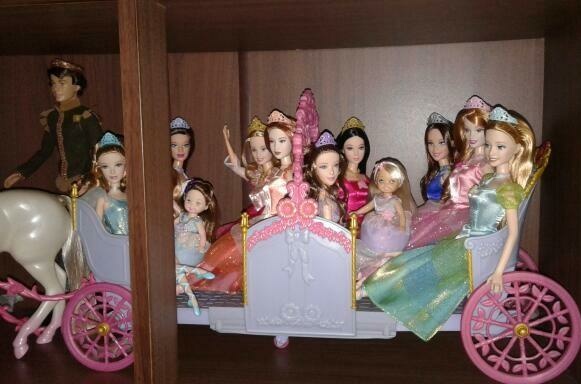 RAFA_byRihandi's tweet photo. 😍😍 My old pics of #Barbie #Barbieinthe12dancingprincesses #The12dancingprincesses #Fairytales https://t.co/5iy56L8VET