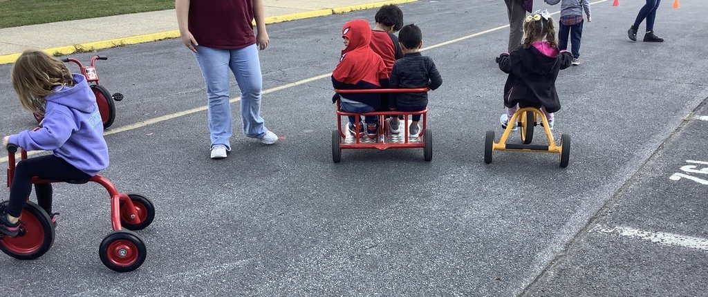 CPACTC's tweet photo. After years of impacted numbers, our #earlychildhoodeducation #preschoolprogram is at FULL CAPACITY for enrollment for the 2022-2023 School Year! Enjoying the start of year program kick-off with crisp fall air outdoor playtime! #opportunitiesunlimited #reitzel #kann #sept2022 https://t.co/lCp4yVlN6v