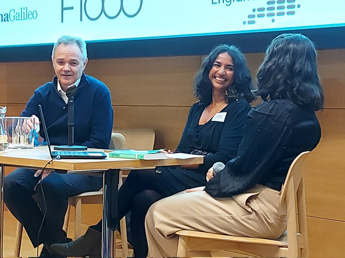 RogerHighfield's tweet photo. Great session today with @anjahuja and @JeremyFarrar on their book Spike: at the @absw UK Conference of Science Journalism #ukcsj22 

COVID19 is 'not going away', China likely epicentre of a new strain, and we still don't know long term impact of infection, says @JeremyFarrar https://t.co/WrNqv2zQaG