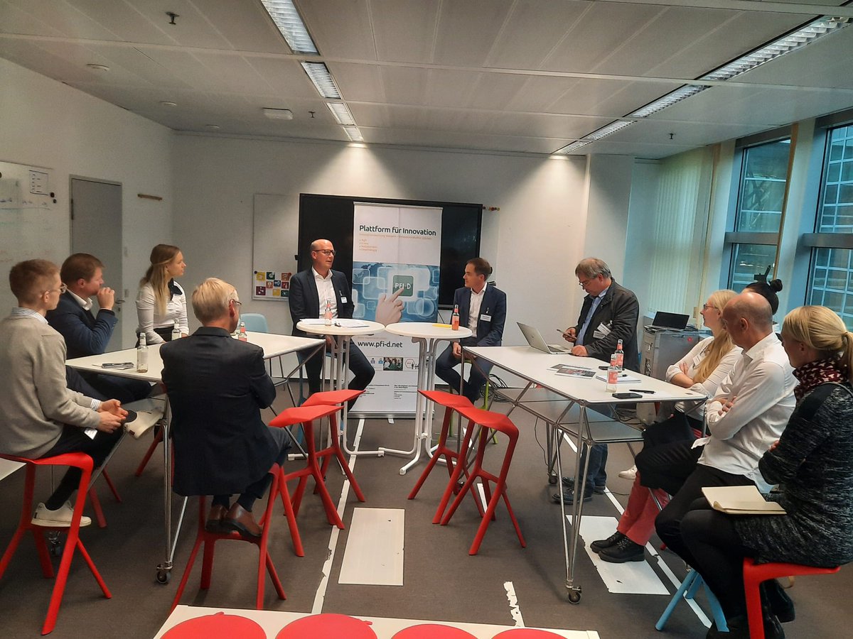 Plattform für Innovation (@innovate_cross) on Twitter photo Markus Garn, Geschäftsführender Vorstand der Plattform für Innovation dankt allen Panelisten und <a href="/dschleidt/">Daniel Schleidt</a> für die intensive Diskussion zur Zukunft der Innovation. Diese Form des Deep Dive in das Thema Innovation Eco System u. Innovationen in Unternehmen soll fortgesetzt werden. Markus Garn, Geschäftsführender Vorstand der Plattform für Innovation dankt allen Panelisten und <a href="/dschleidt/">Daniel Schleidt</a> für die intensive Diskussion zur Zukunft der Innovation. Diese Form des Deep Dive in das Thema Innovation Eco System u. Innovationen in Unternehmen soll fortgesetzt werden.