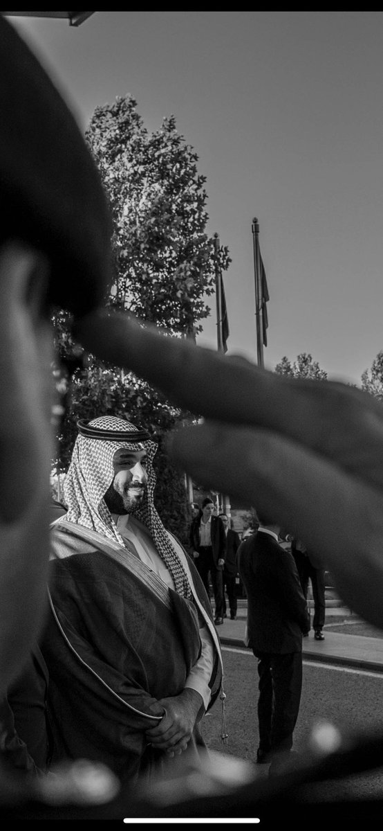 قائد استثنائي .. في وقت استثنائي .. لشعب جبار🇸🇦

سِر ومن خلفك جيش من المؤمنين الحالمين الشجعان.