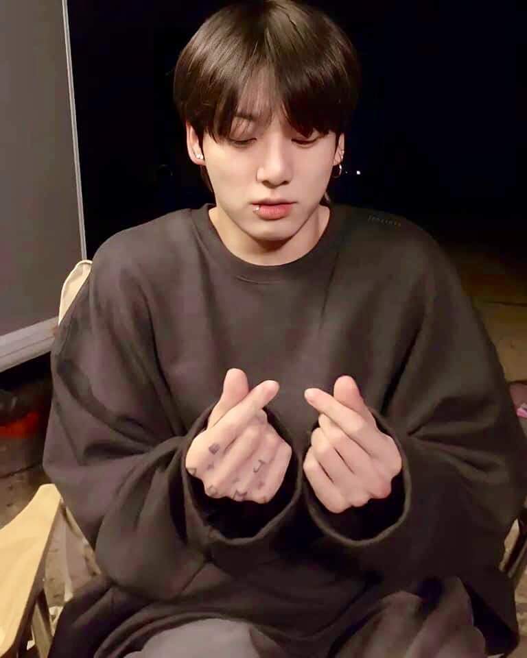Luv Jungkook💜💛 tweet media