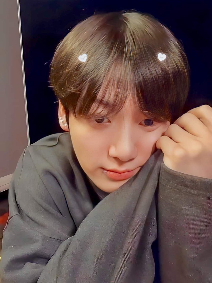 Luv Jungkook💜💛 tweet media