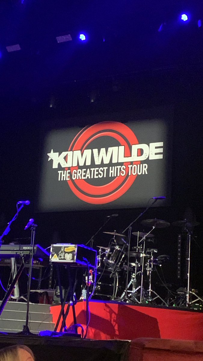 Tonight from the London Palladium, Kim Wilde - the Greatest Hits Tour. <a href="/LondonPalladium/">The London Palladium</a> <a href="/kimwilde/">Kim Wilde👽</a>