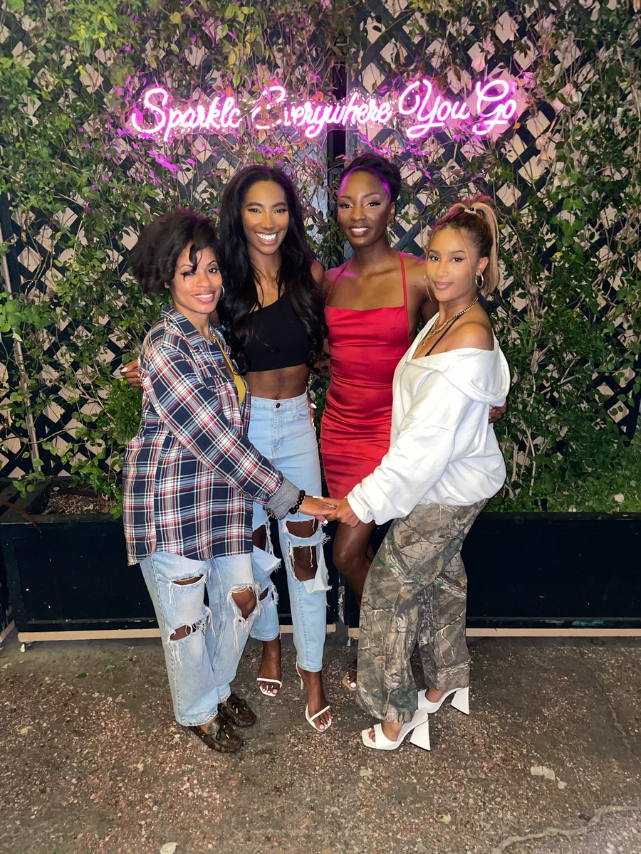 hannah_chaddha's tweet photo. the sisters are finally complete🤎 #BB24 #BB23 #thecookout @absolutelytiff @TMackenzieH @azah_awasum https://t.co/xXCTOHov0P