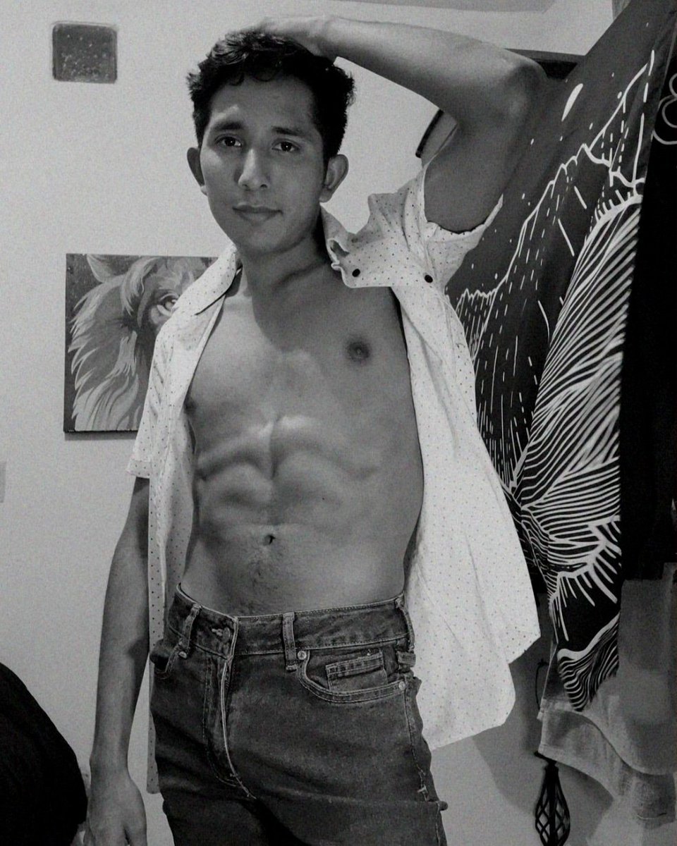 Luis_Gaytan1S's tweet photo. 😊🤷🏾‍♂️
#boys #Monterrey #fitness #boyhot  #mexico #gay #guy #body https://t.co/JDGnzuA8Sf