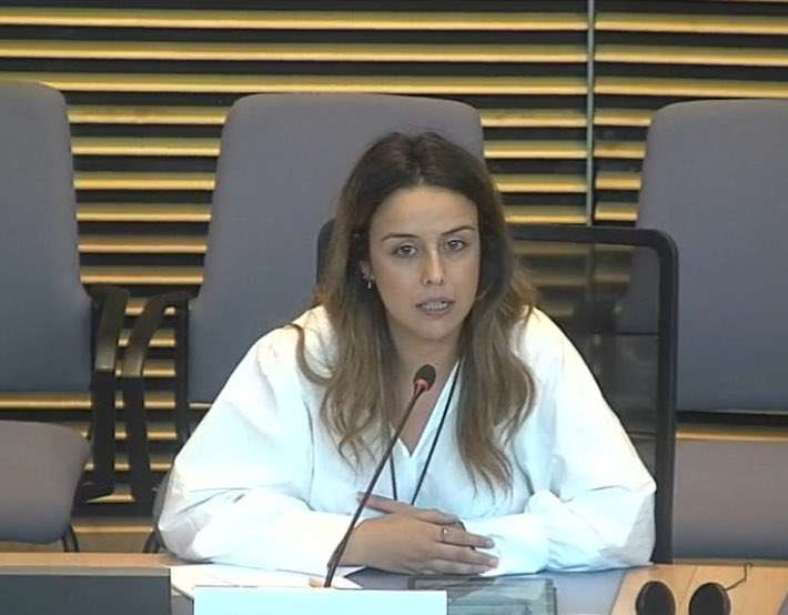 fssccoo's tweet photo. 🔹 Yolanda Gil, compañera y presidenta de la @ETUC_Youth, ha hablado de las razones de la fuga de cerebros y de cómo evitar que lxs jóvenes abandonen su país en los #EYY2022
👉 Mejores salarios
👉 Condiciones laborales justas
👉 Apoyo a la mujer en el mercado laboral
#IntoEU https://t.co/VLwtO4FYJ9