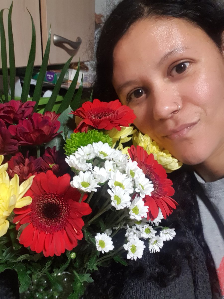 Self worth for autistics is ususlly rock bottom after being invalidated and put down for most of our lives...... so 'treating ourselves' is  hard for us to do.
So each week I buy myself some flowers, just to remind myself that I deserve them.