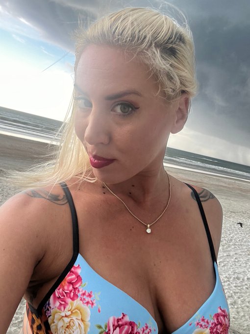 There&rsquo;s a storm coming to #There&rsquo;s a storm coming to #Florida #Ian #getreadypinellas Be safe my #Be safe<a href="/tag/there"class="tags">#There</a><a href="/tag/florida"class="tags"><span>#florida</span></a><a href="/tag/be"class="tags"><span>#be</span></a><a href="/tag/ian"class="tags"><span>#ian</span></a><a href="/tag/juicylovers"class="tags"><span>#juicylovers</span></a><a href="/tag/getreadypinellas"class="tags"><span>#getreadypinellas</span></a>