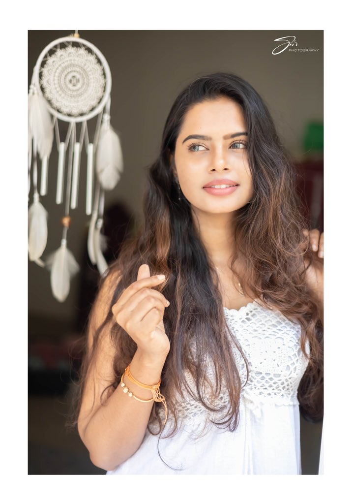 SanRiyah tweet media