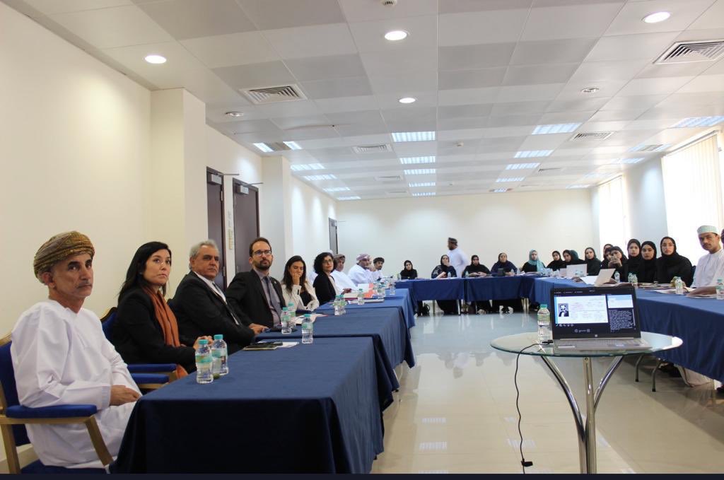 I was pleased to give a presentation on “the cooparation and partnership between the Sultanate of Oman and the #ICRC” in the workshop organised by #OJA and the ICRC titled “International Humanitarian Law and the Media”.