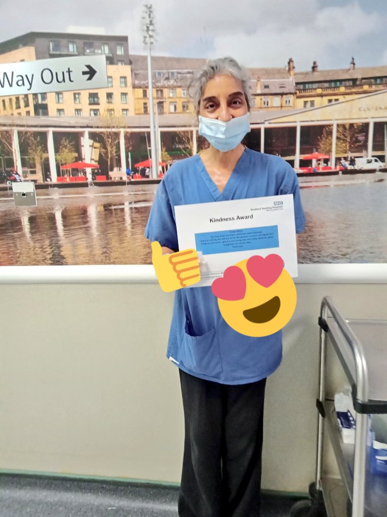 lauriebetbooth's tweet photo. What a wonderful lady we have in Farida Ayoob, a well deserved #embeddingkindness award @BTHFT https://t.co/MfYEM8E1Bu