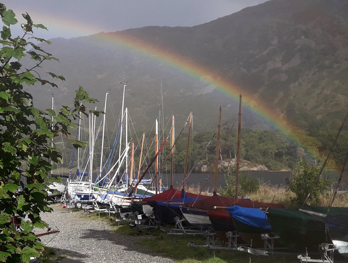 GlenriddingSC's tweet photo. No gold, we did look....
:
#nofilter #rainbow #glenriddingsailingcentre #glenridding  #sailing  #ullswater #lakedistrict  #thelakedistrict #cumbria #theperfectplacetobe https://t.co/6EB9foRdZr