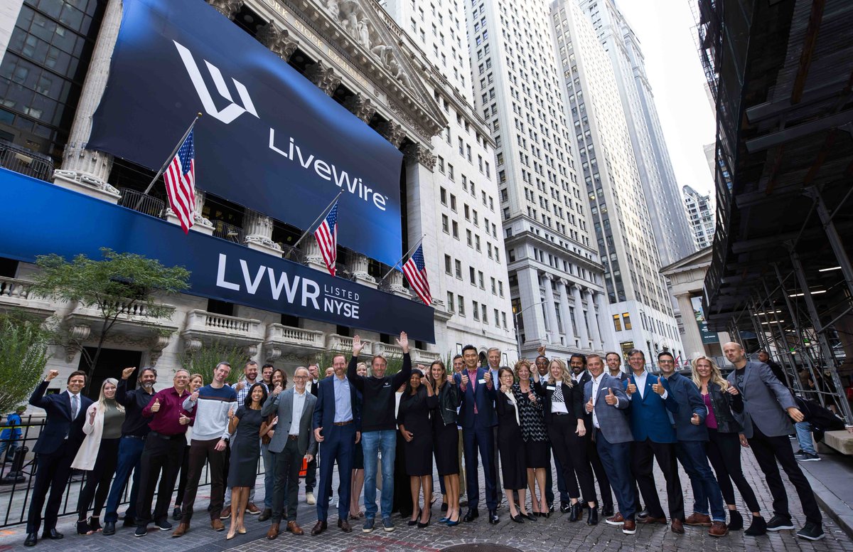 NYSE 🏛 tweet media