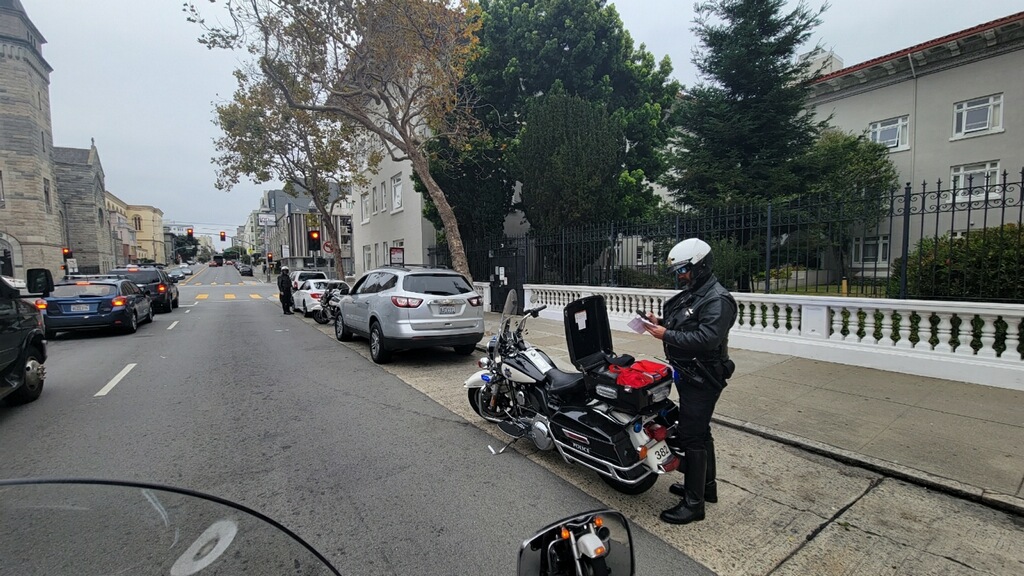 SFTrafficSafety's tweet image. Unfortunately, it didn't take long to start clocking drivers doing about 60mph. 

With LIDAR, if you can see us, it's already too late. 

Please slow down, and drive safe.