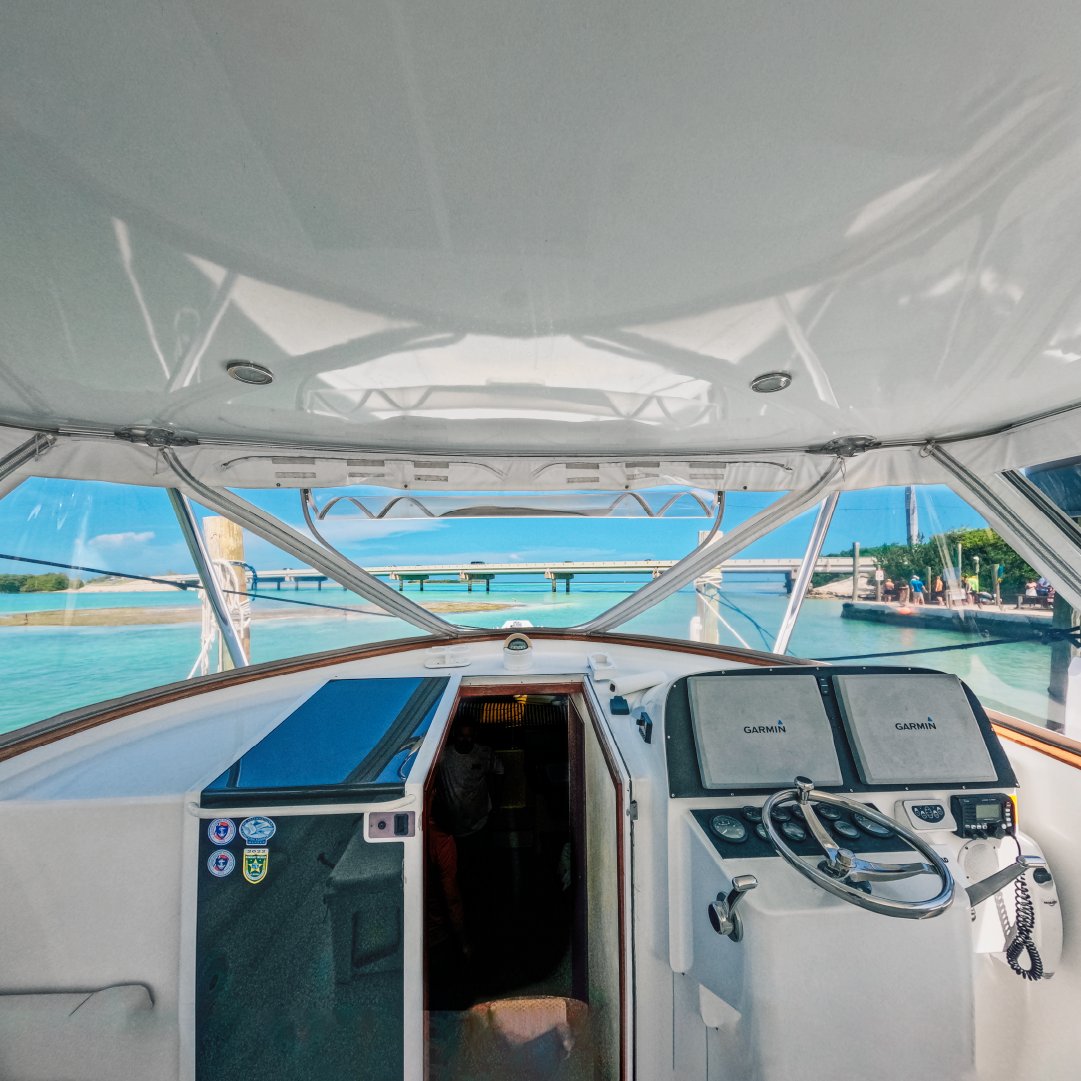 RobbiesMarina's tweet photo. Are you ready for a new adventure aboard the DirtyBoat 2.0?? πββποΈβπβπ₯οΈββπ£β
.
π₯οΈββ@dirtyboat
.
#travel #traveling #florida #floridakeys #islamorada #fishing #robbies #visitflorida #maindock #vacation #islandlife #captainmichael #fishingboat #charter https://t.co/UmMz8Et5OF