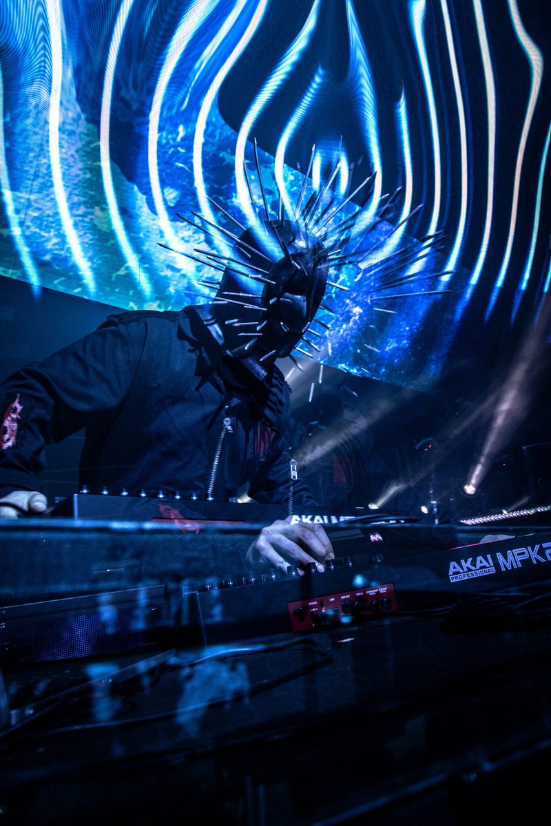 Only seven more dates of #KnotfestRoadshow 🔥 Full gallery from Atlanta now up at slipknot1.com

📸: Anthony Scanga