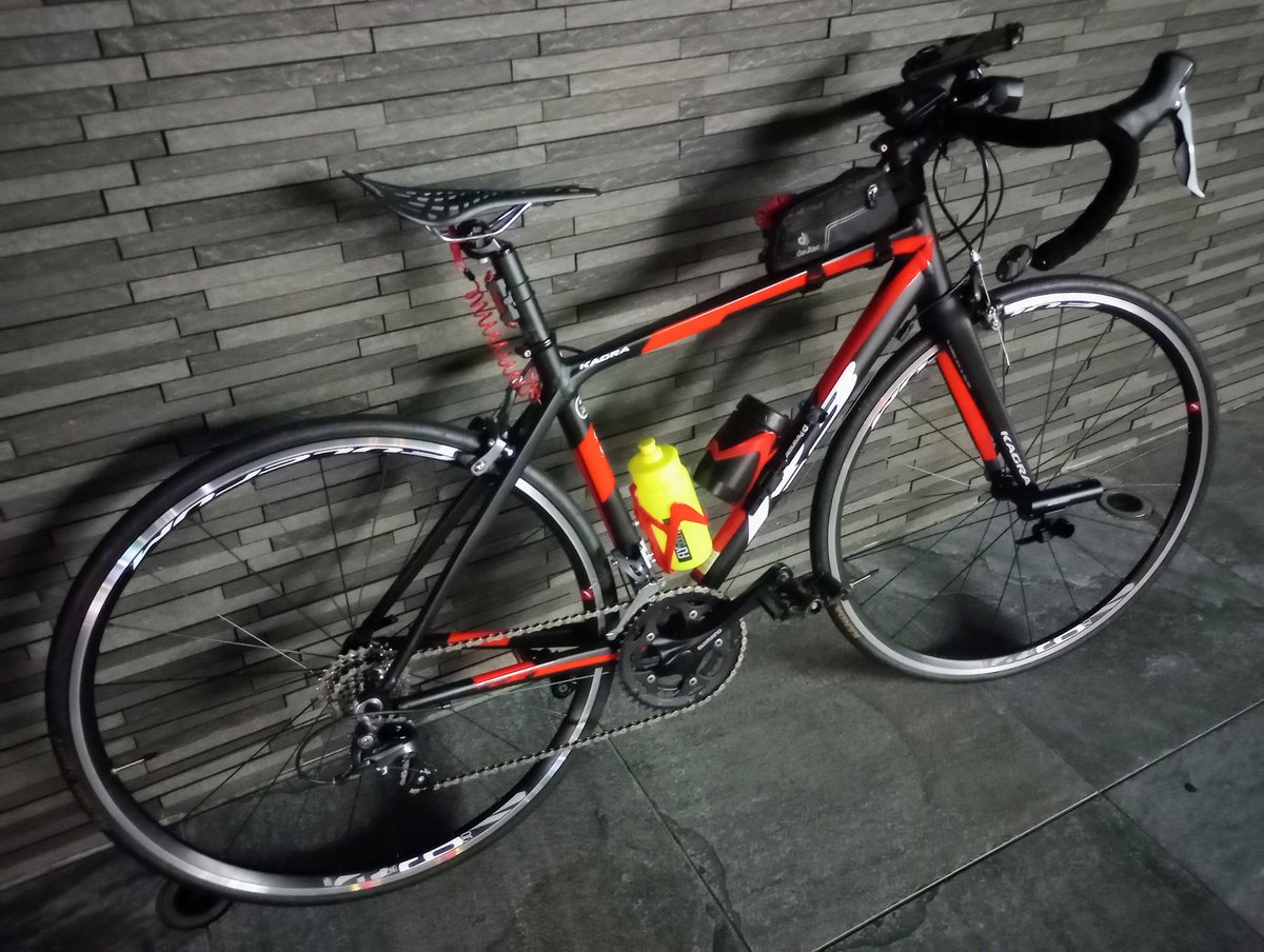 Agasa5656's tweet photo. 涼しいのでナイトライドに行ってきた。
プロドライバーが多い深夜は安心して走れますね!しかしプリウスミサイルを喰らった膝と腕がまだ痛い
#ロードバイク #ナイトライド #イオンバイク #kagra #R3K https://t.co/aWe9dDZZFa
