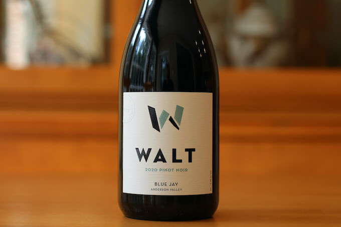 Latest wine review!  🍷  Walt Pinot Noir - Notes of plum and blackberry.  Yum!  honestwinereviews.com/walt-pinot-noi…