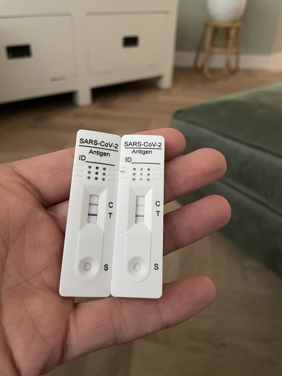 IngmarVeel's tweet photo. Covid hebben en minder goed herstellen door houtrook buiten. Ventileren kan niet. Overdracht naar het gezin is groter. De vrijheid van de een mag niet ten koste van de gezondheid van de ander… https://t.co/XvBs66mQDq