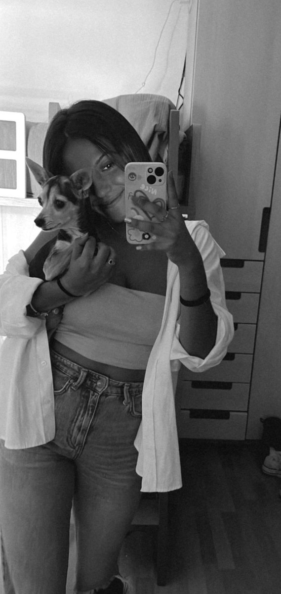 nuriajt15's tweet photo. En casa resuenan sus patitas como si llevase tacones 🐾🥹😍🥰❤️👠 y yo lo adoro!!!!!! 🫶🏾🫶🏾🫶🏾 https://t.co/sUywDb9USL
