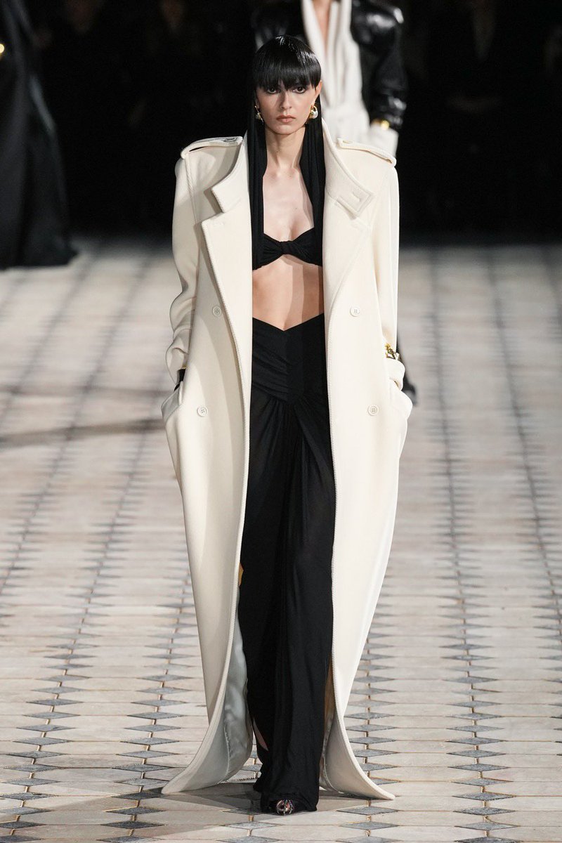 diorangxl's tweet photo. Saint Laurent Spring 2023 RTW https://t.co/MLHhDgbTMc