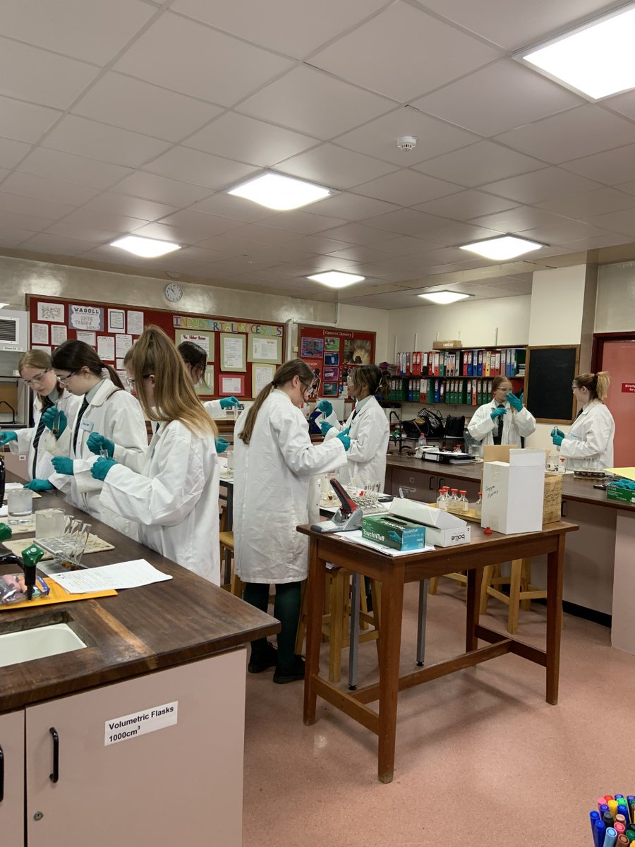 BCS Chemistry Dept. tweet media