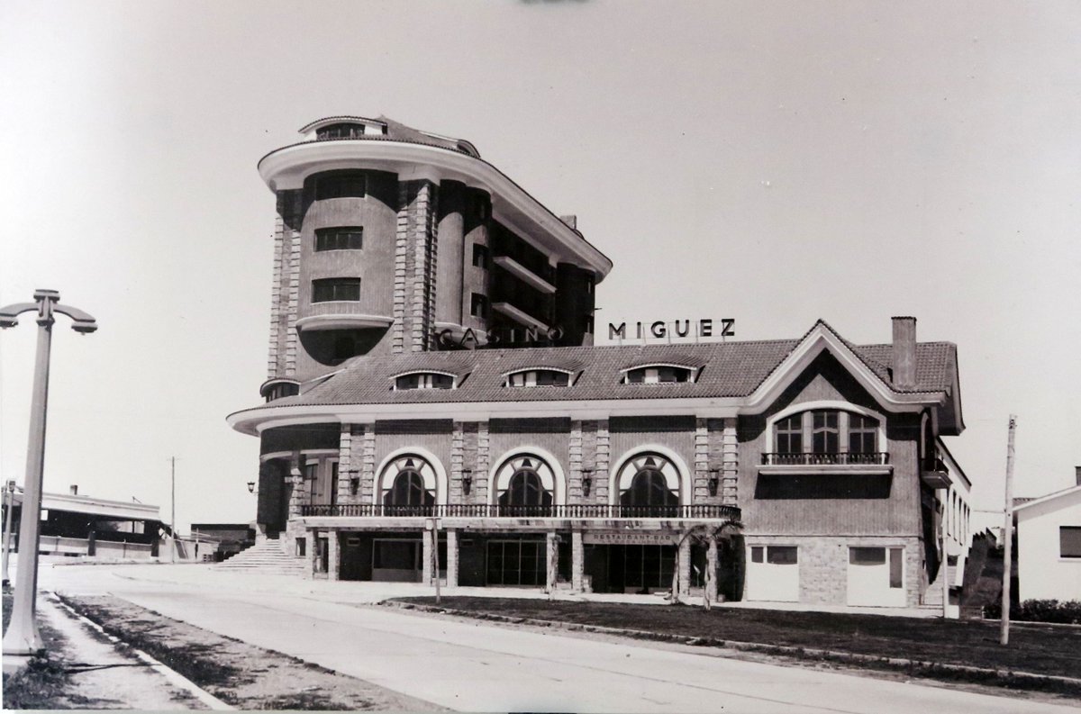 JUEVES 29 DE SEPTIEMBRE

Punta del Este

 - Liga de Fomento19 horas Apertura de las Jornadas de Patrimonio. Encuentro con Carlos Perciavalle.El artista compartirá cuentos y anécdotas vividas junto a China Zorrilla.

quehacemoshoy.com.uy/fin-de-semana-…